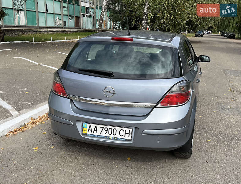 Opel Astra 2007