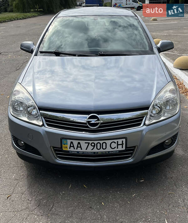 Opel Astra 2007