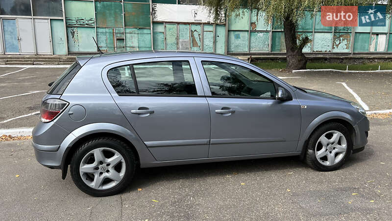 Opel Astra 2007