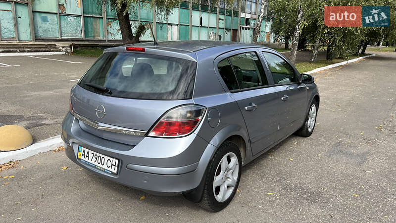 Opel Astra 2007