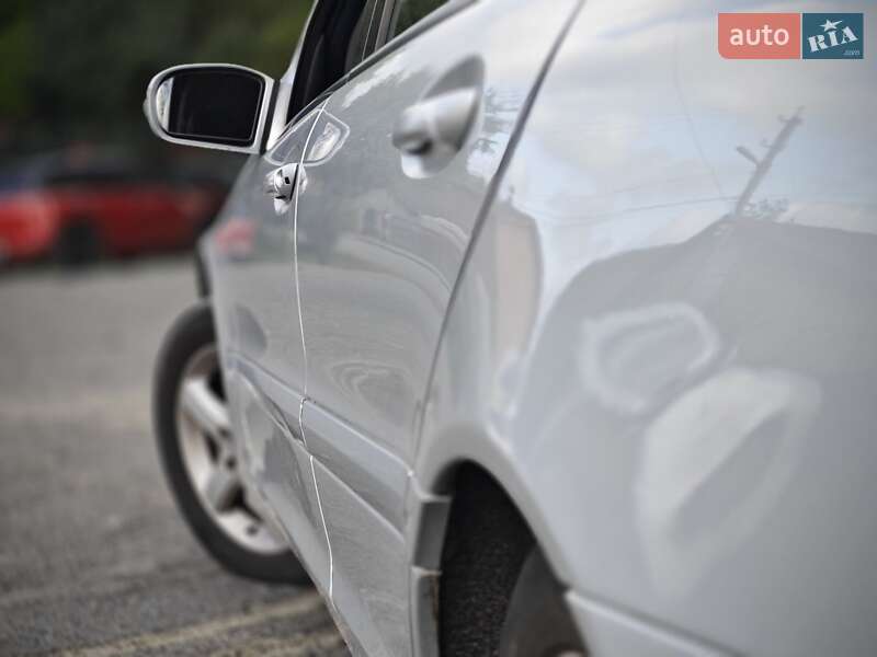 Mercedes-Benz C-Class 2007