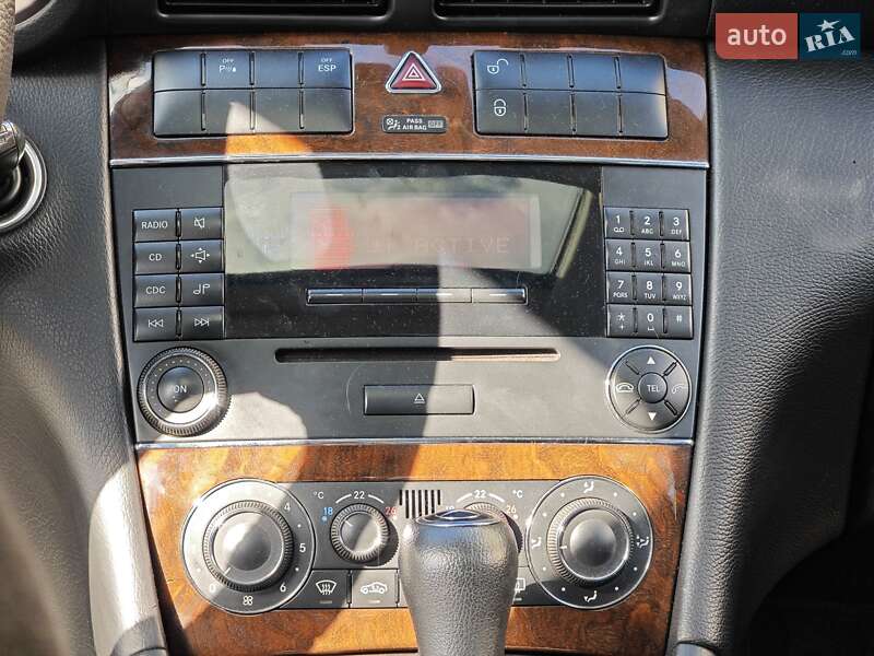 Mercedes-Benz C-Class 2007