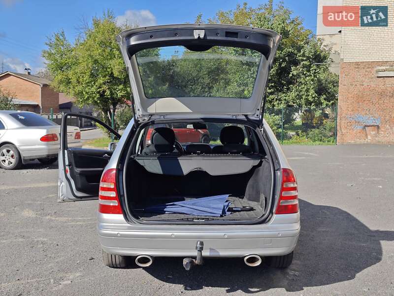 Mercedes-Benz C-Class 2007