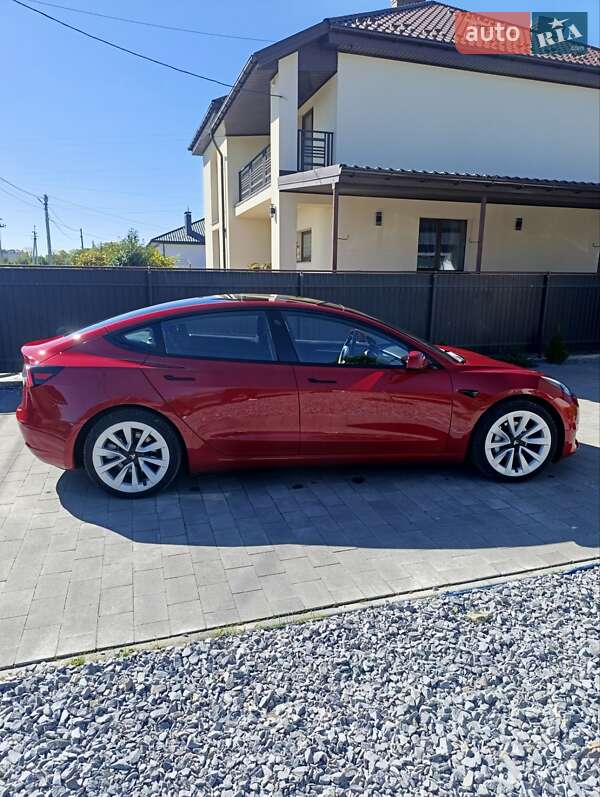 Tesla Model 3 2022