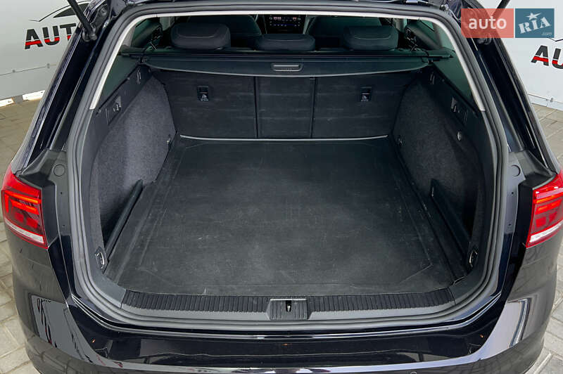 Volkswagen Passat 2021