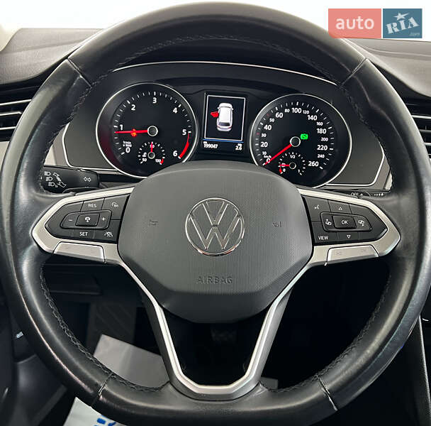 Volkswagen Passat 2021