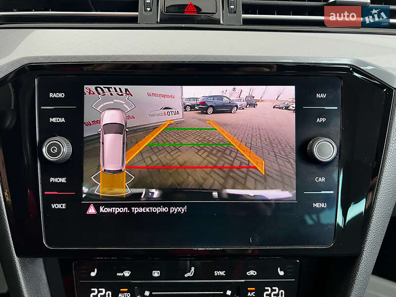 Volkswagen Passat 2021