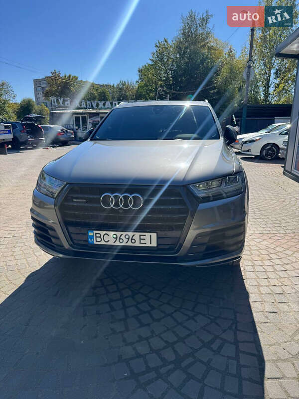Audi Q7 2015