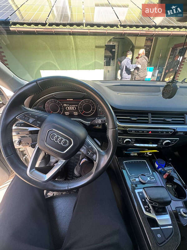 Audi Q7 2015