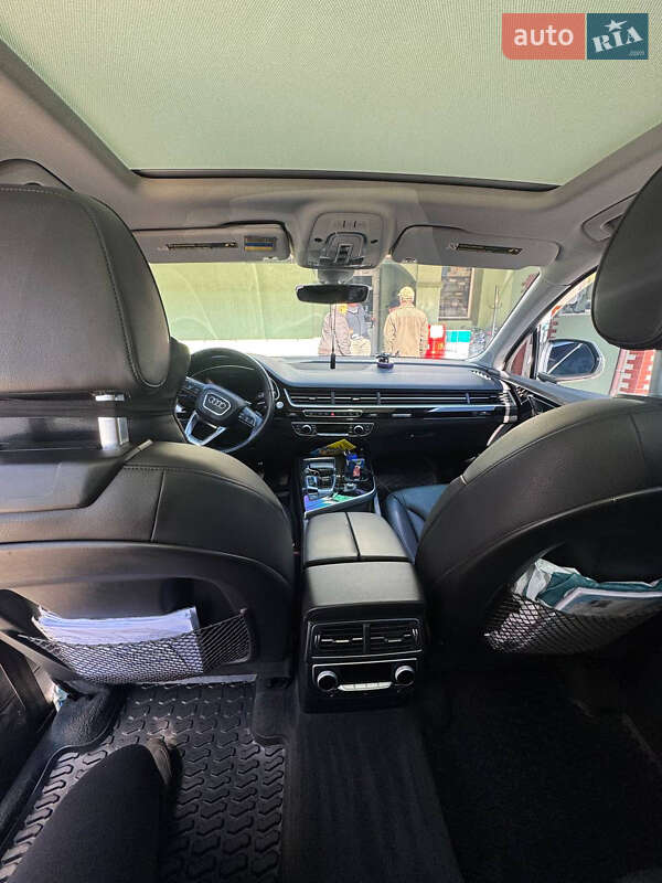 Audi Q7 2015