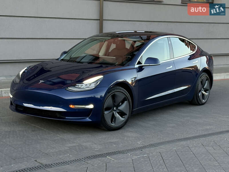 Tesla Model 3 2018
