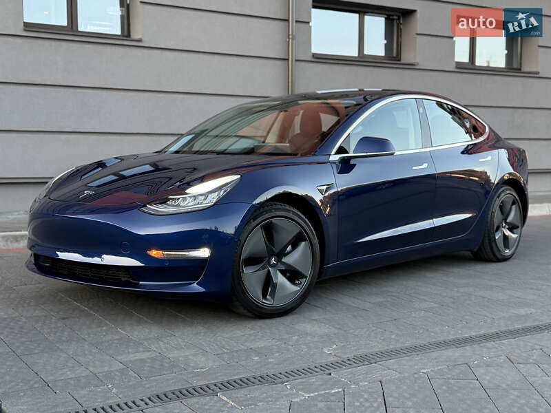 Tesla Model 3 2018