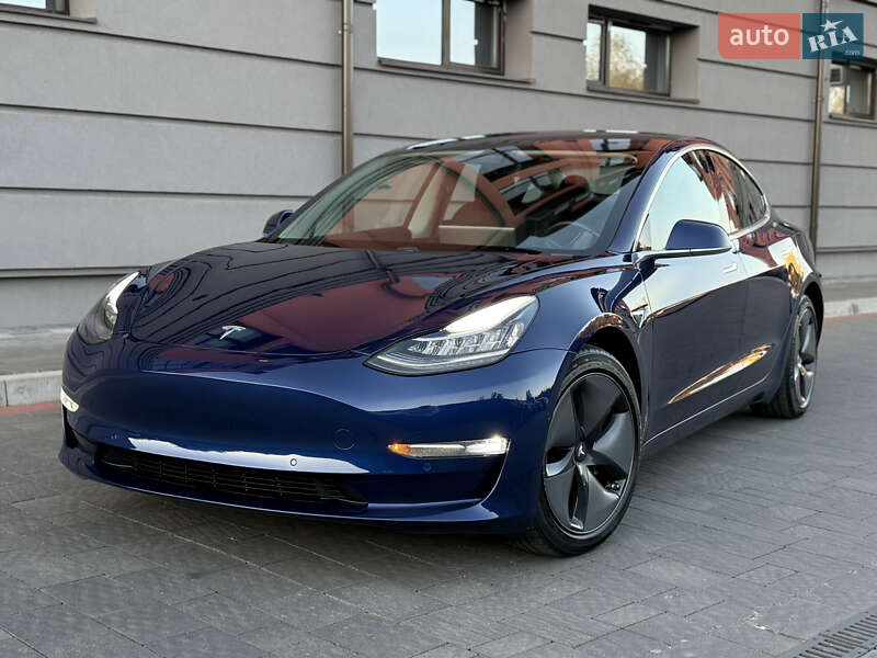 Tesla Model 3 2018