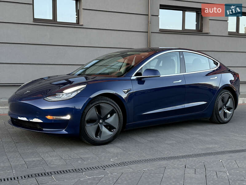 Tesla Model 3 2018