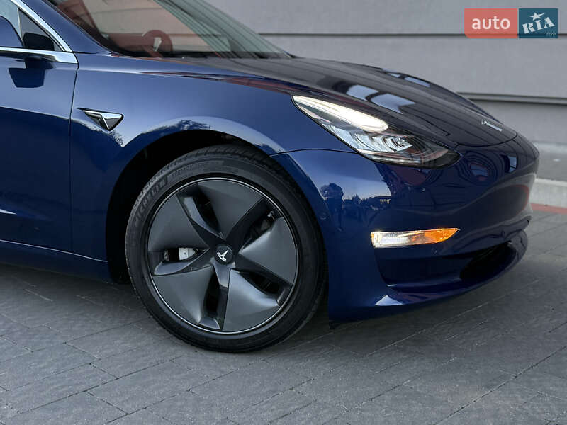 Tesla Model 3 2018