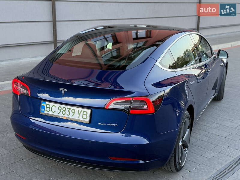 Tesla Model 3 2018