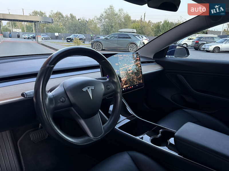 Tesla Model 3 2018