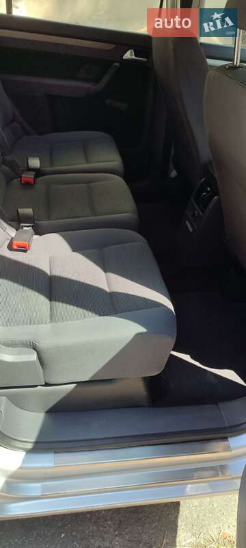 Volkswagen Touran 2009