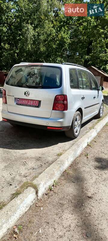 Volkswagen Touran 2009