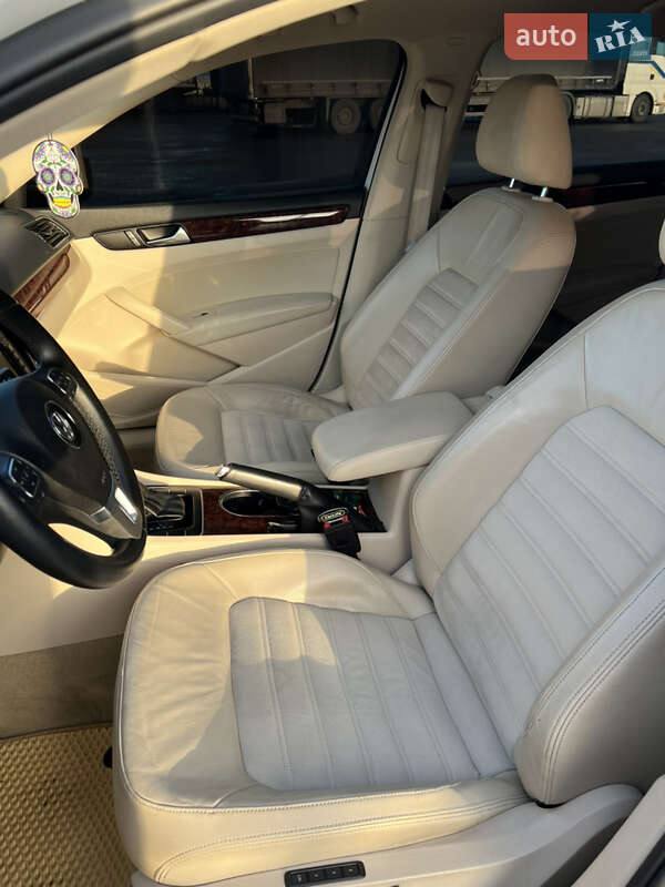Volkswagen Passat 2013