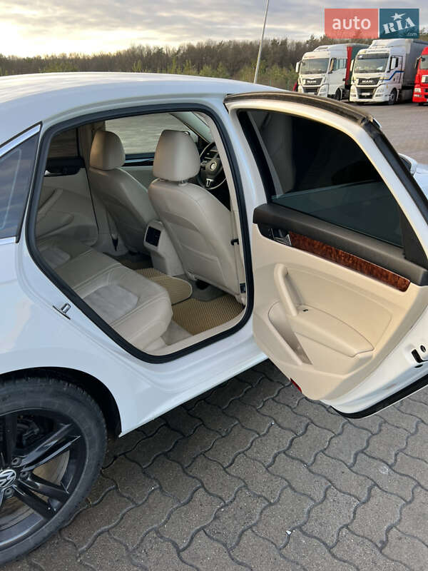 Volkswagen Passat 2013
