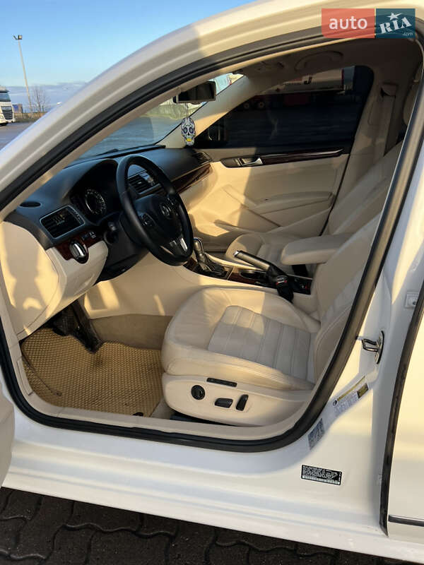 Volkswagen Passat 2013
