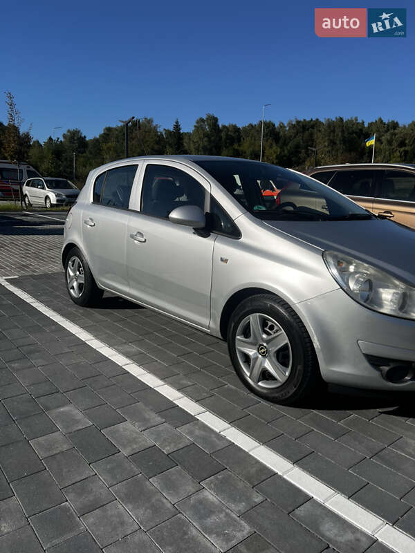 Opel Corsa 2009