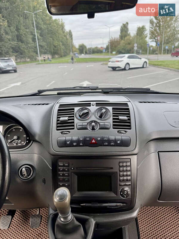 Mercedes-Benz Vito 2010