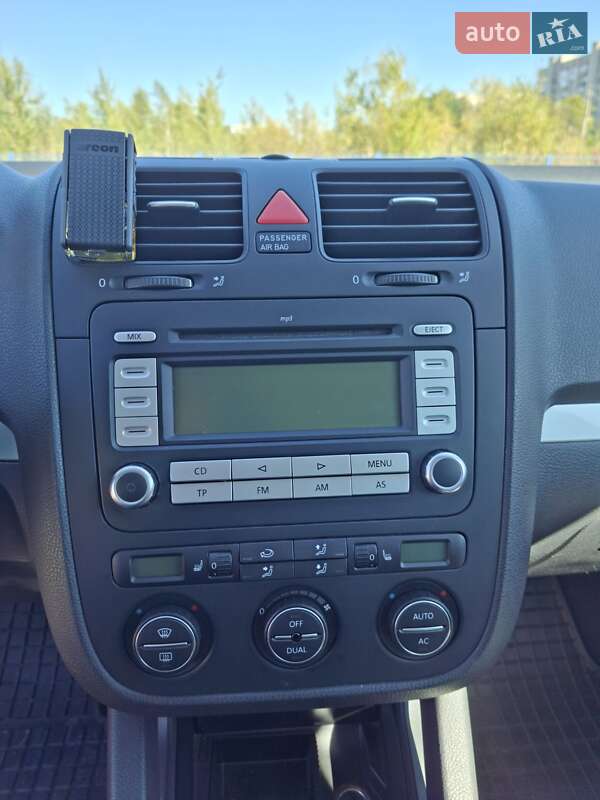 Volkswagen Golf 2007