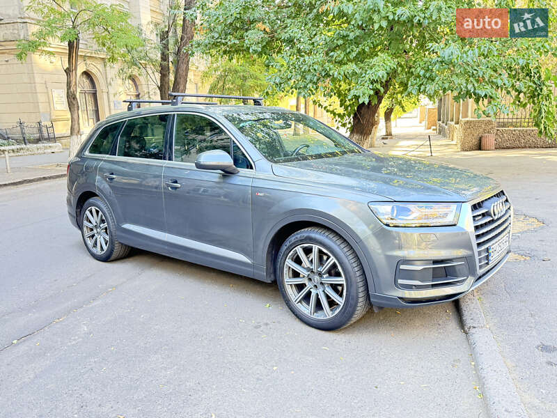 Audi Q7 2015