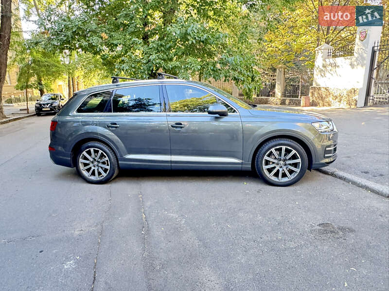 Audi Q7 2015