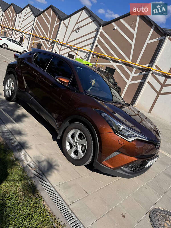 Toyota C-HR 2017