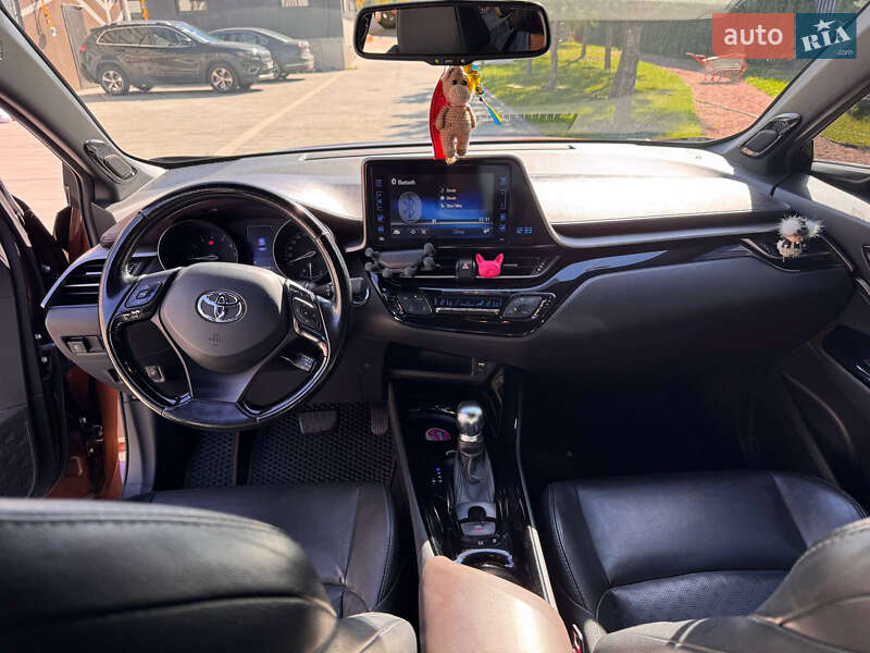 Toyota C-HR 2017