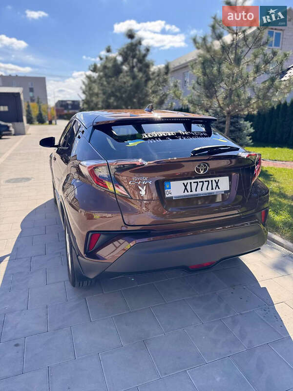 Toyota C-HR 2017