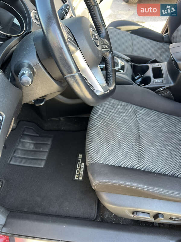 Nissan Rogue Sport 2019