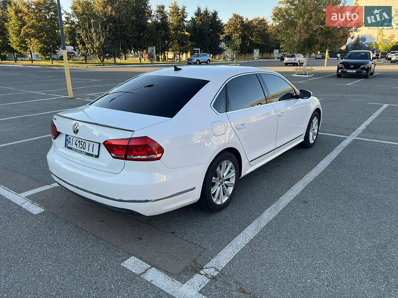 Volkswagen Passat 2011