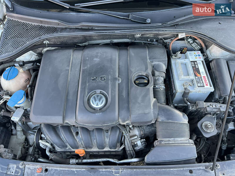 Volkswagen Passat 2011