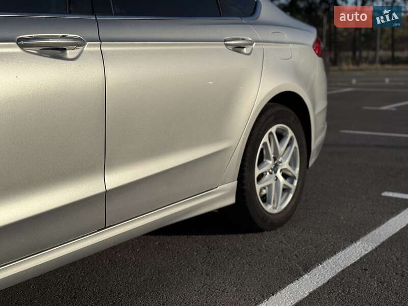 Ford Fusion 2013
