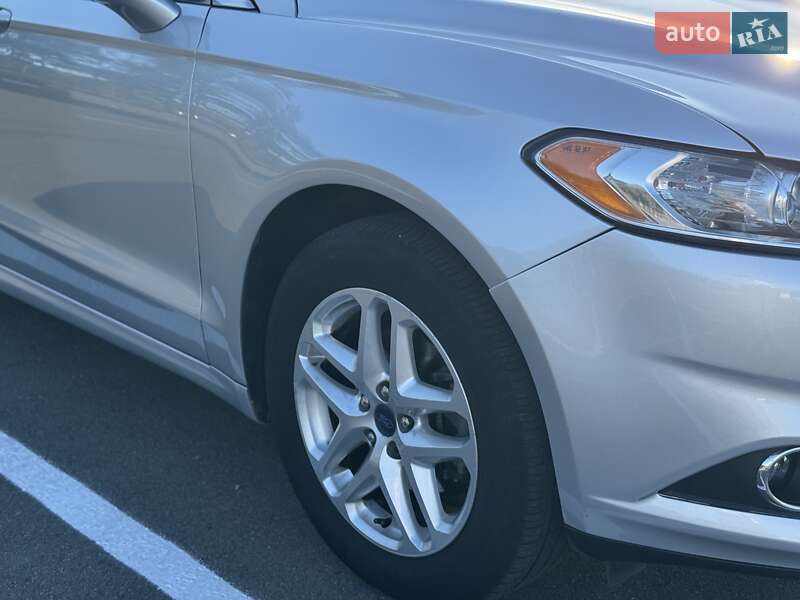 Ford Fusion 2013