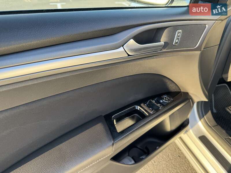 Ford Fusion 2013