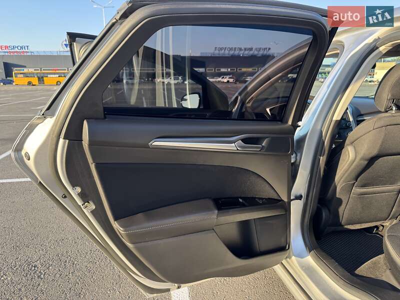 Ford Fusion 2013