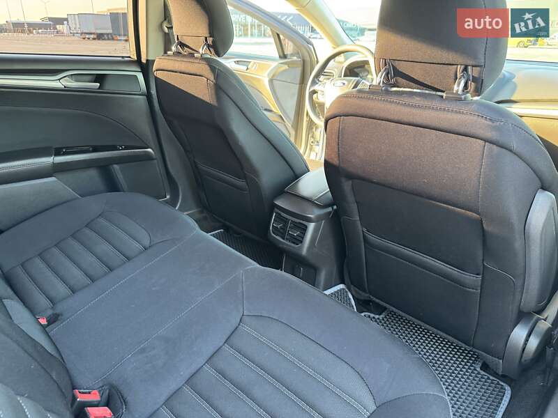Ford Fusion 2013