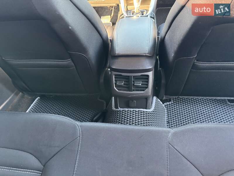 Ford Fusion 2013