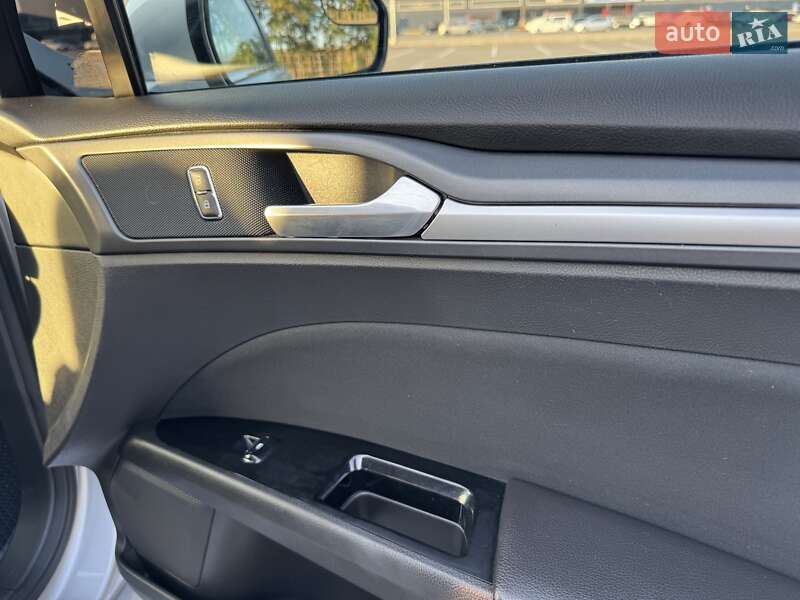 Ford Fusion 2013