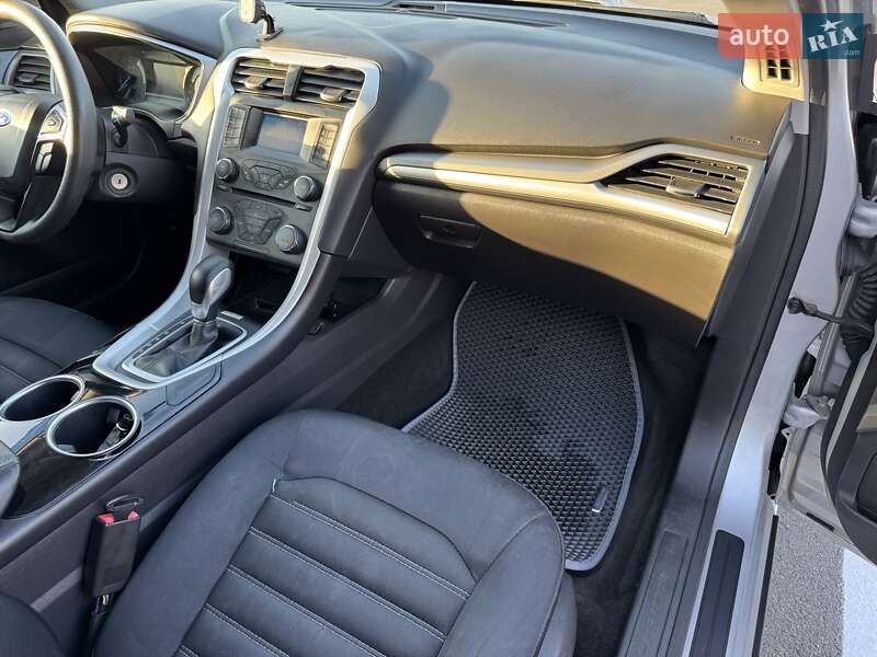 Ford Fusion 2013