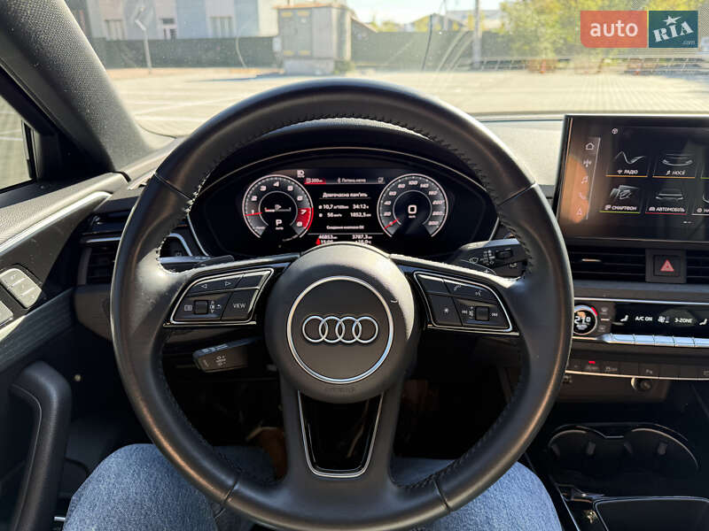 Audi A4 2019