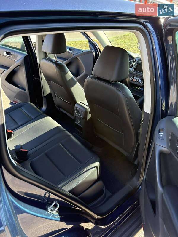 Volkswagen Tiguan 2011