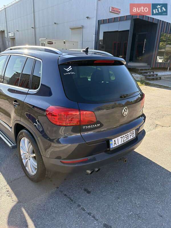Volkswagen Tiguan 2011