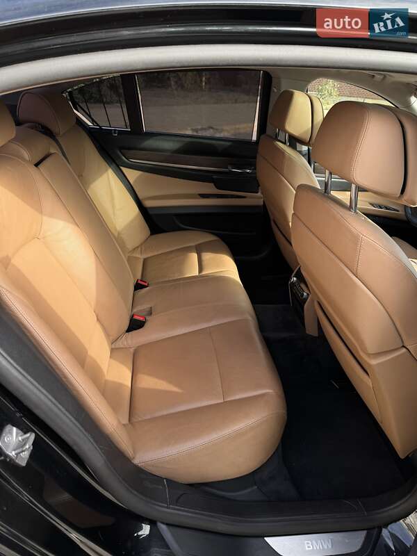 BMW 7 Series 2009
