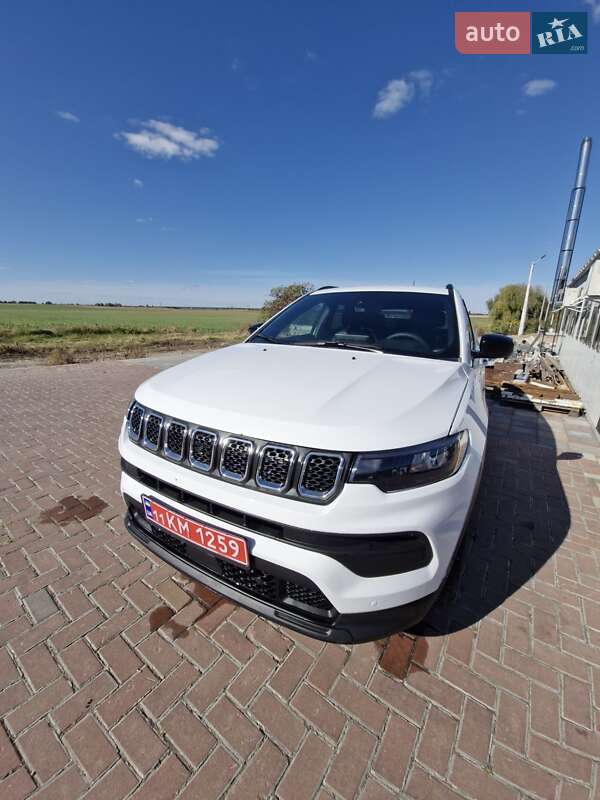 Jeep Compass 2024